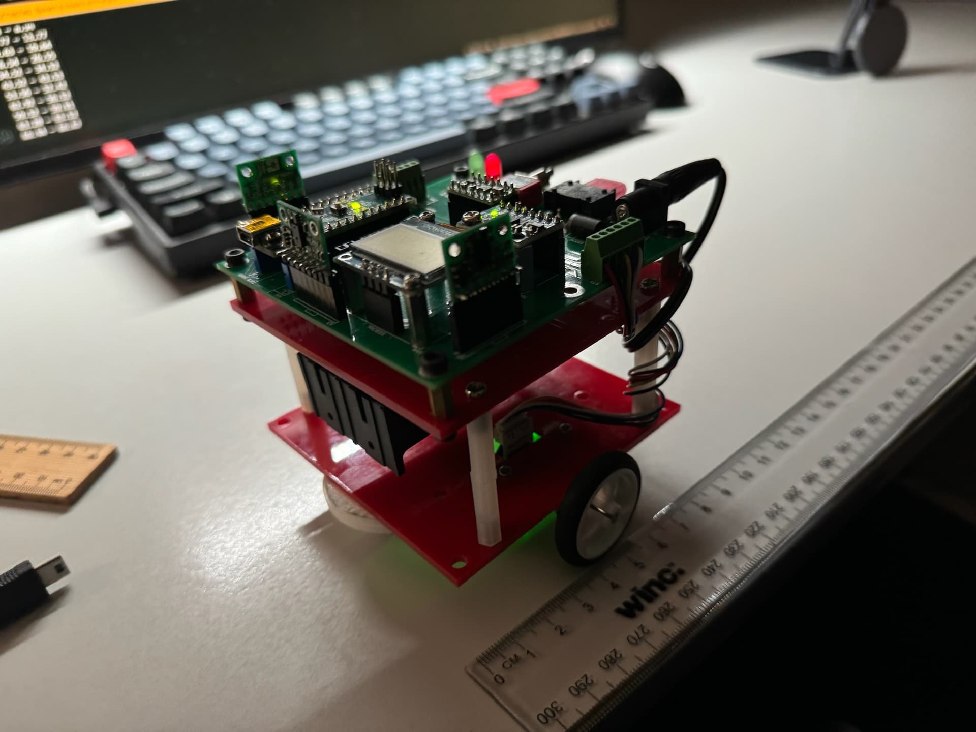 Micromouse Maze Navigation Robot